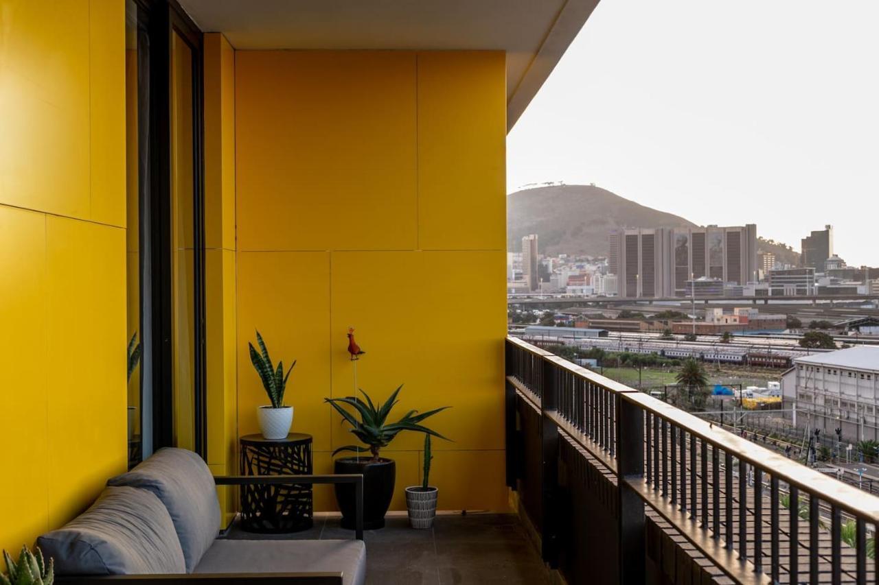Ferienwohnung Brand New Penthouse With Waterfront Views Kapstadt Exterior foto
